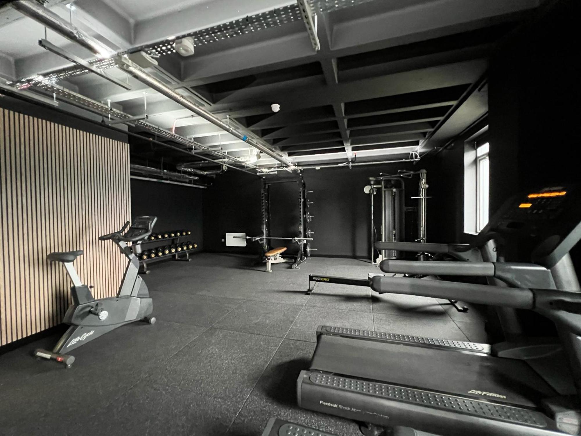The Kaizen Appartement West Bromwich Buitenkant foto